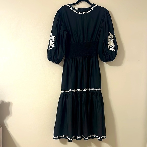 Fanm Mon Sundial Embroidered Short Sleeve Midi Dress Black/White NWT Sz Small - Picture 4 of 11